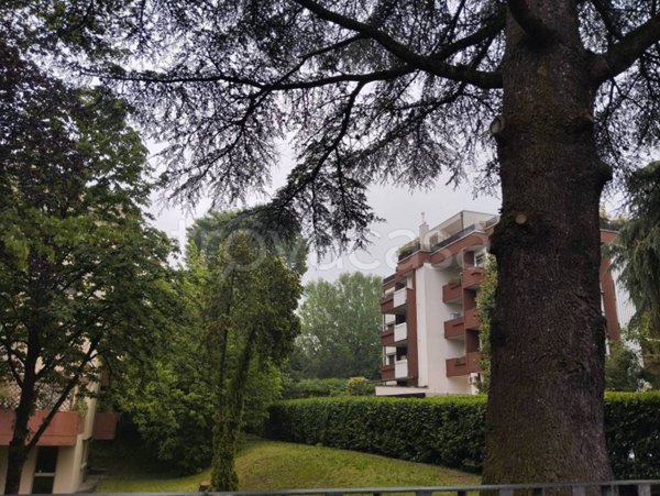 appartamento in vendita a Parma in zona San Lazzaro