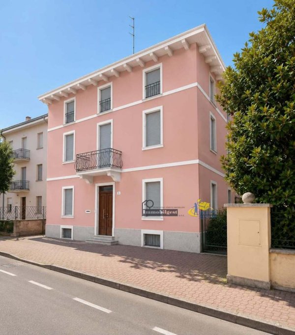 appartamento in vendita a Parma in zona Molinetto