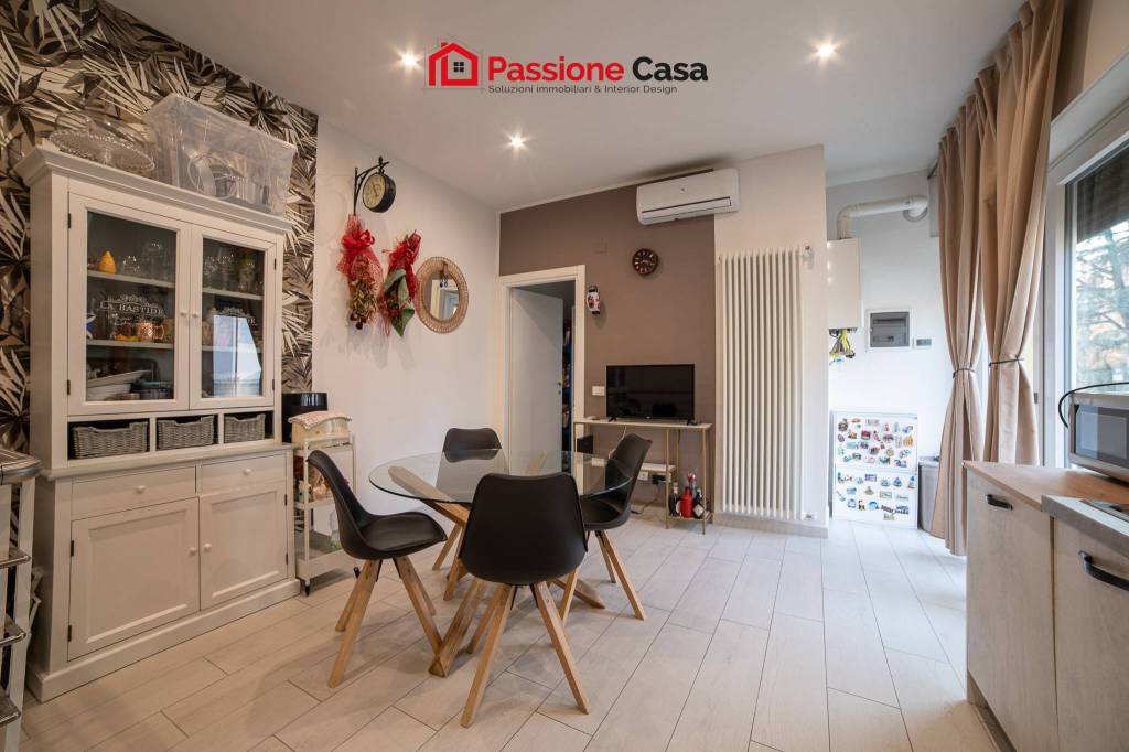appartamento in vendita a Parma in zona Cittadella