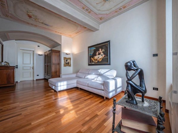appartamento in vendita a Parma in zona Centro Storico