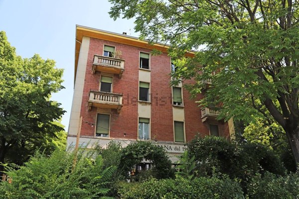 appartamento in vendita a Parma in zona Centro Storico