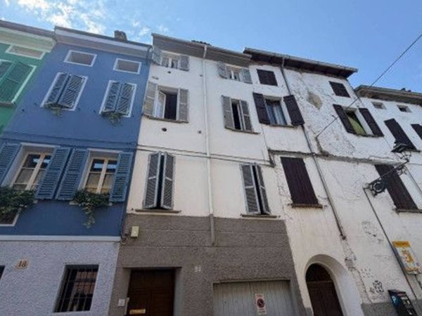 appartamento in vendita a Parma in zona Oltretorrente
