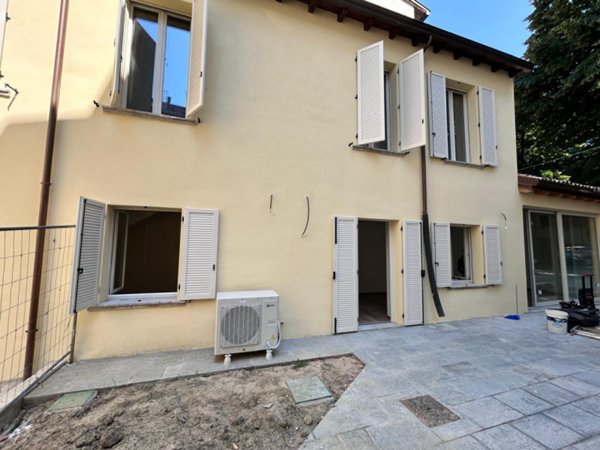 casa indipendente in vendita a Parma in zona Oltretorrente