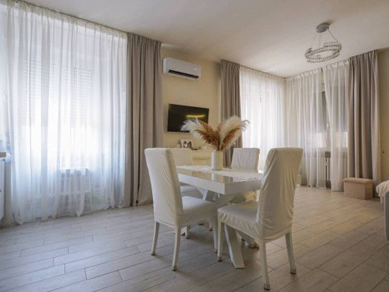 appartamento in vendita a Parma in zona Crocetta