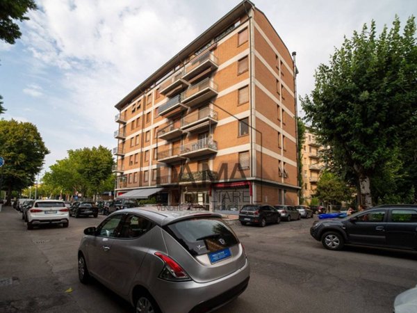appartamento in vendita a Parma in zona Centro Storico