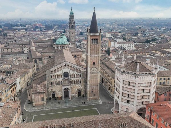 appartamento in vendita a Parma in zona Centro Storico