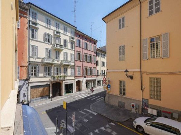 appartamento in vendita a Parma in zona Centro Storico