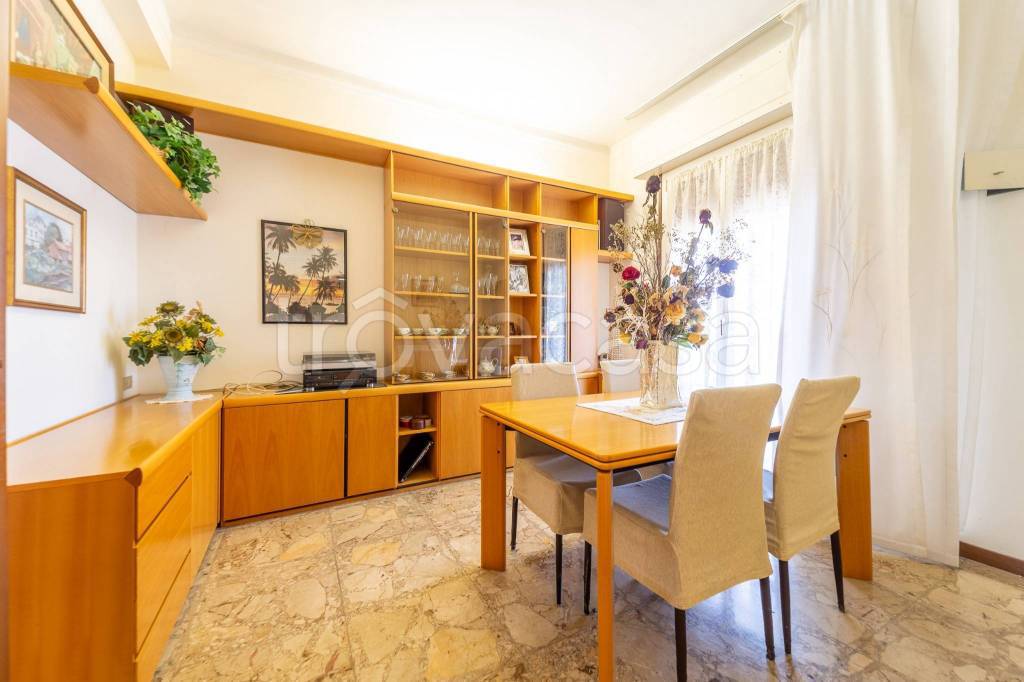 appartamento in vendita a Parma in zona Montanara