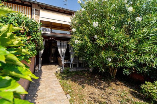 casa indipendente in vendita a Parma in zona San Martino / Paradigna