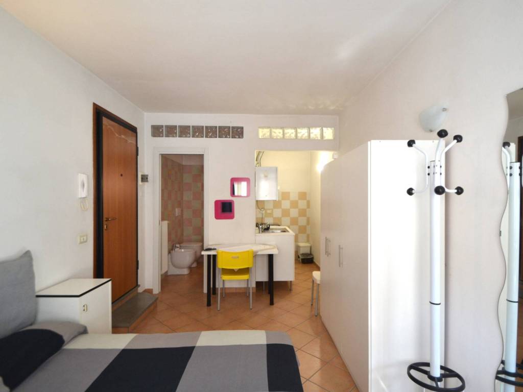 appartamento in vendita a Parma in zona Oltretorrente