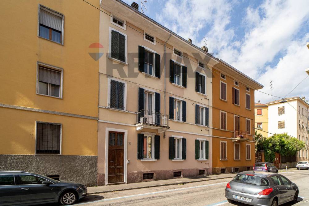 appartamento in vendita a Parma in zona Centro Storico