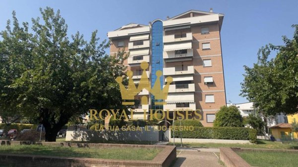 appartamento in vendita a Parma in zona San Lazzaro