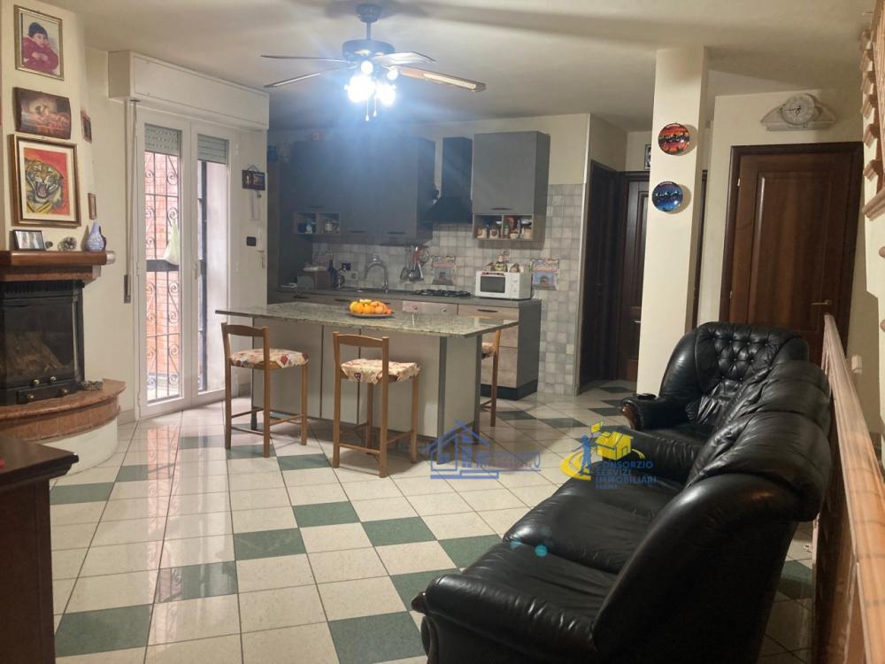 casa indipendente in vendita a Parma in zona San Lazzaro