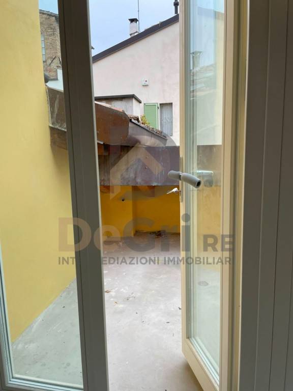 appartamento in vendita a Parma in zona Centro Storico