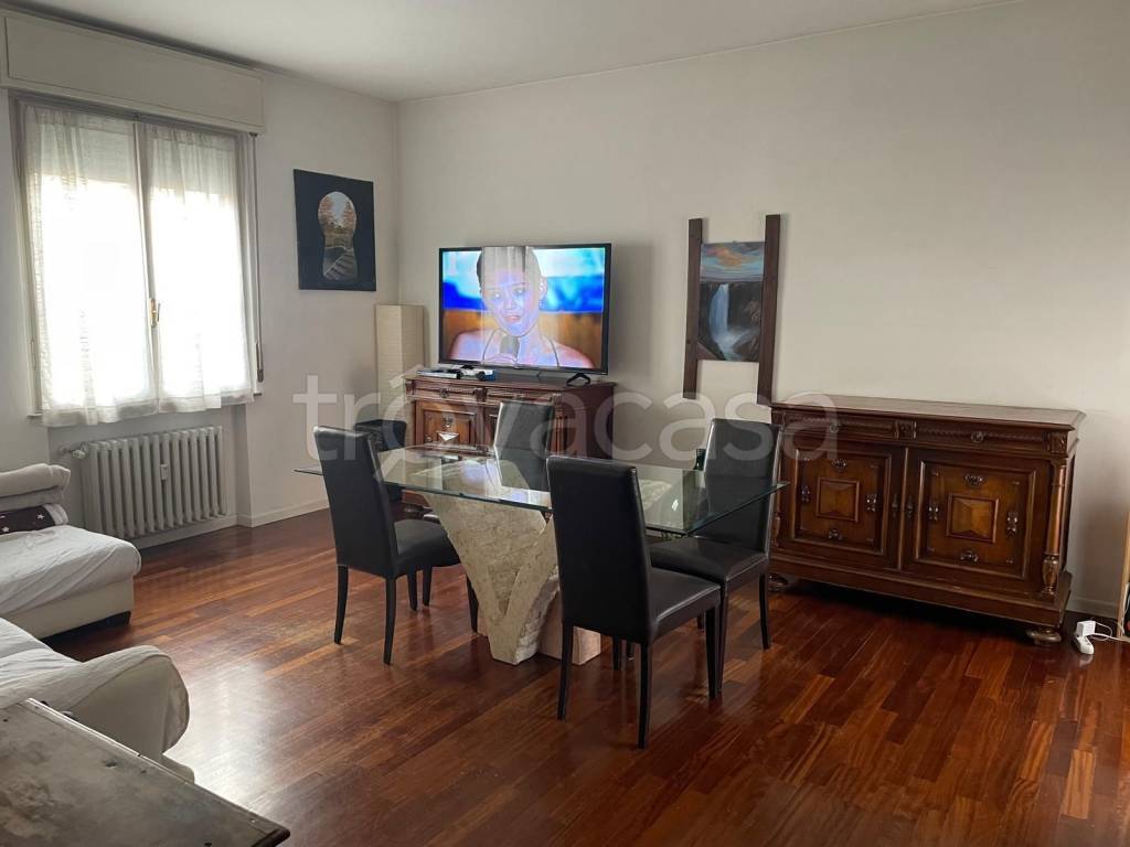 appartamento in vendita a Parma in zona San Lazzaro