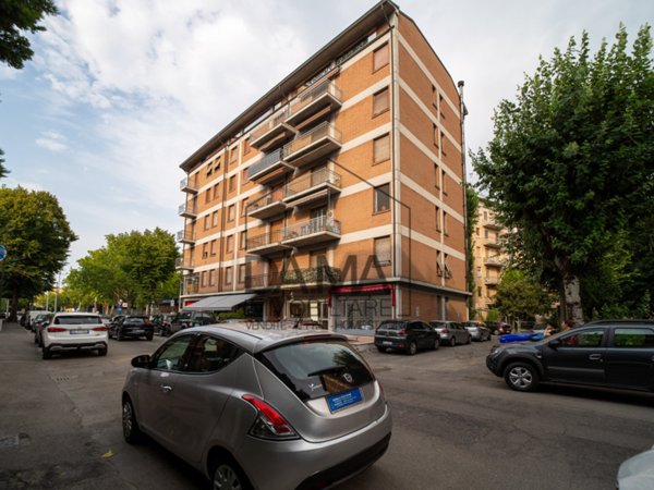appartamento in vendita a Parma in zona Centro Storico