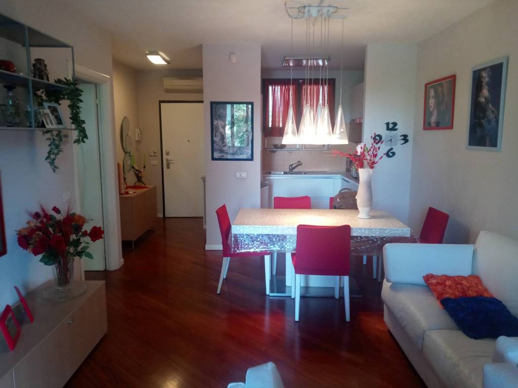 appartamento in vendita a Parma in zona Cittadella
