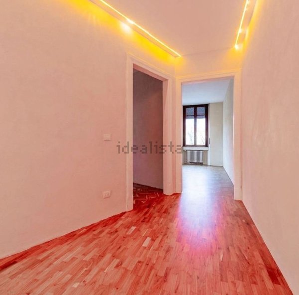 appartamento in vendita a Parma in zona Oltretorrente