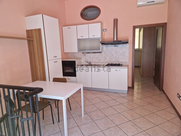 appartamento in vendita a Parma in zona Centro Storico