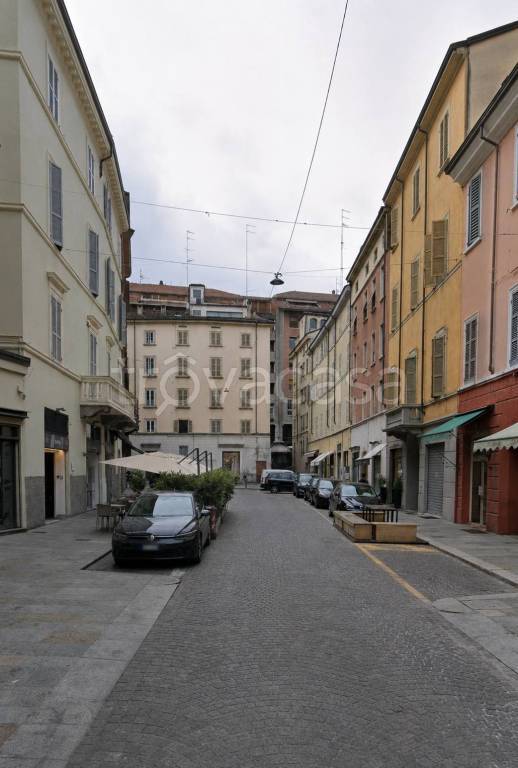 negozio in vendita a Parma in zona Centro Storico