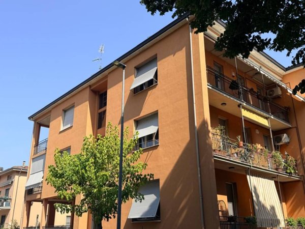 appartamento in vendita a Parma in zona Montanara