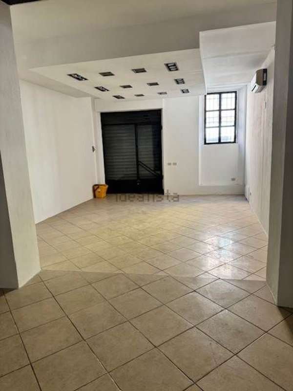 ufficio in vendita a Parma in zona Centro Storico