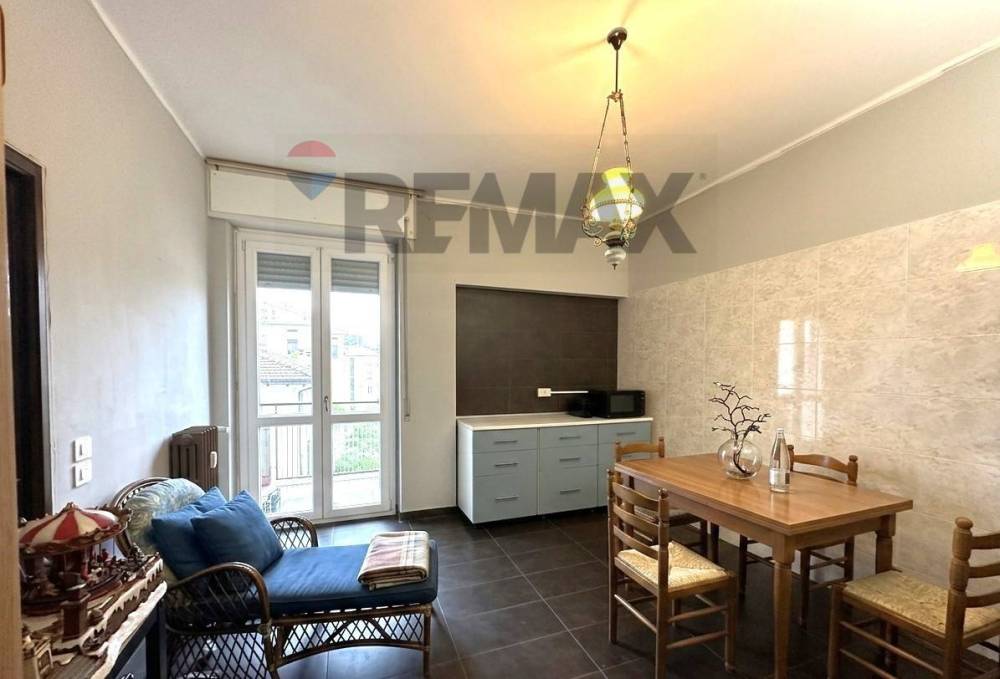 appartamento in vendita a Parma in zona Cittadella