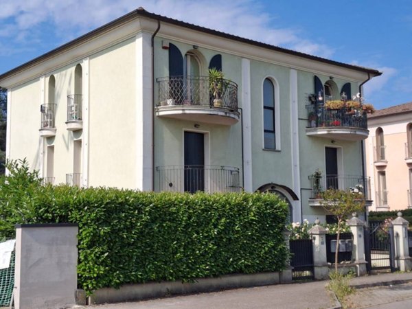 appartamento in vendita a Parma in zona Gaione