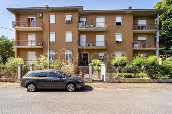 appartamento in vendita a Parma in zona Montanara