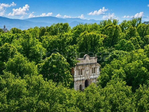appartamento in vendita a Parma in zona Cittadella