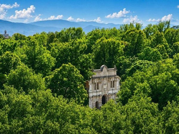 appartamento in vendita a Parma in zona Cittadella
