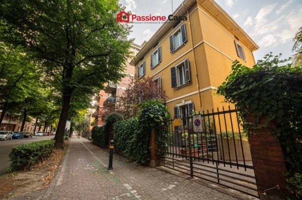 casa indipendente in vendita a Parma in zona Centro Storico
