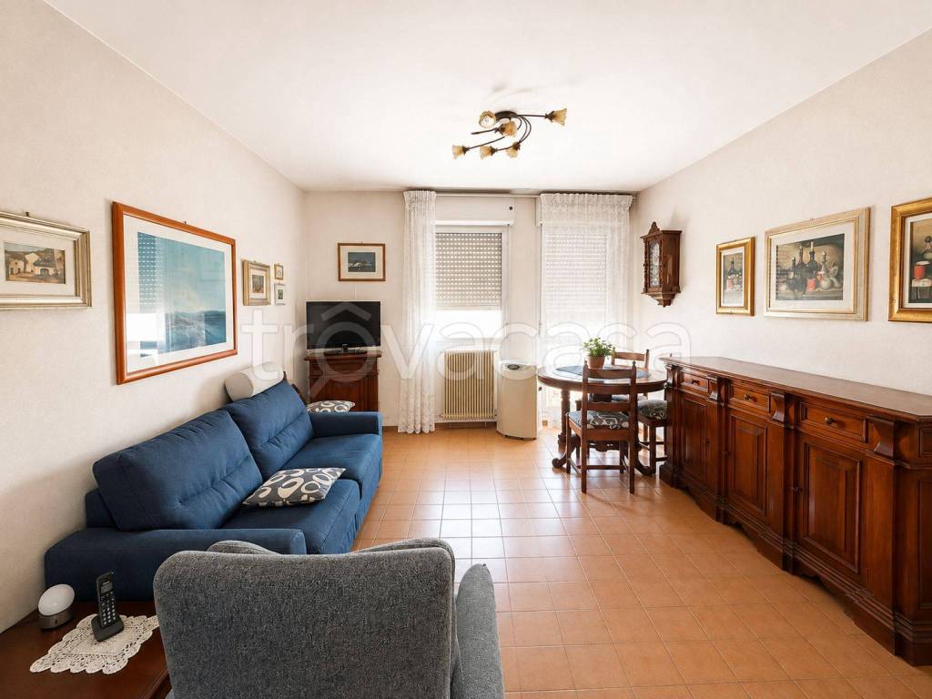 appartamento in vendita a Parma in zona Cittadella