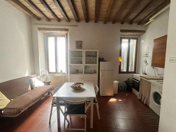 appartamento in vendita a Parma in zona Oltretorrente