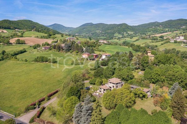 casa indipendente in vendita a Parma in zona Centro Storico