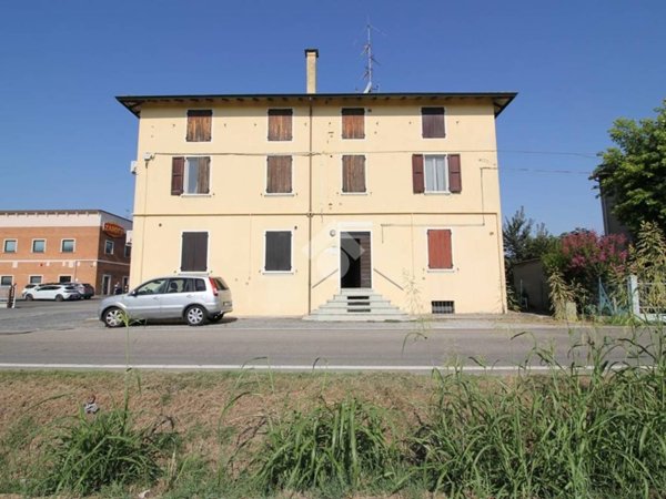 appartamento in vendita a Parma in zona Castagnola