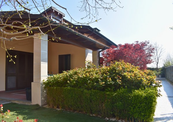 casa indipendente in vendita a Parma in zona Marore