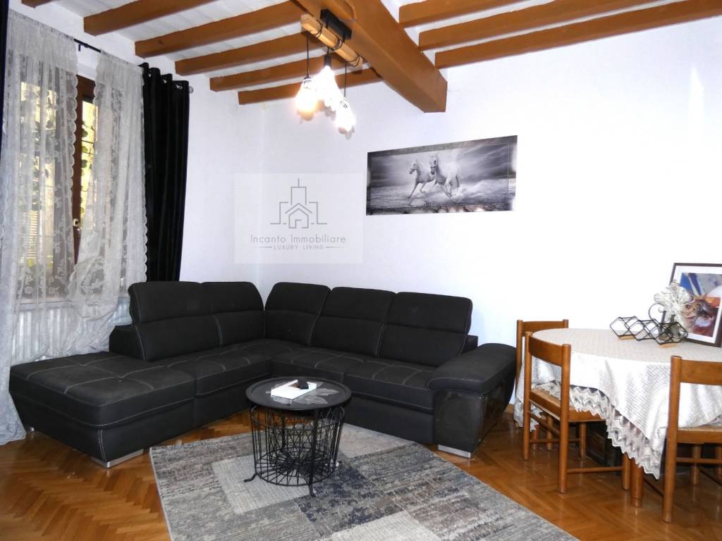 appartamento in vendita a Parma in zona Cittadella