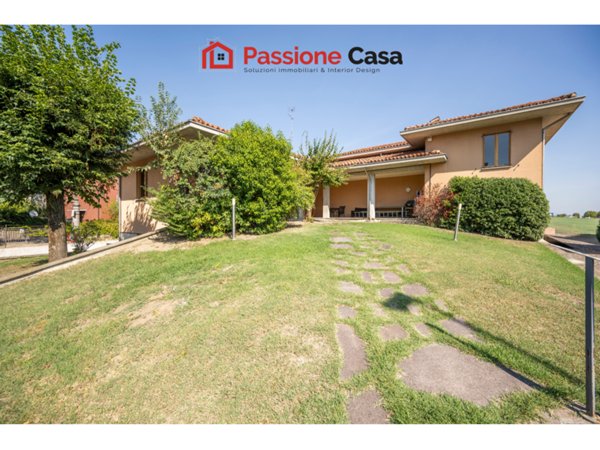 casa indipendente in vendita a Parma in zona Gaione