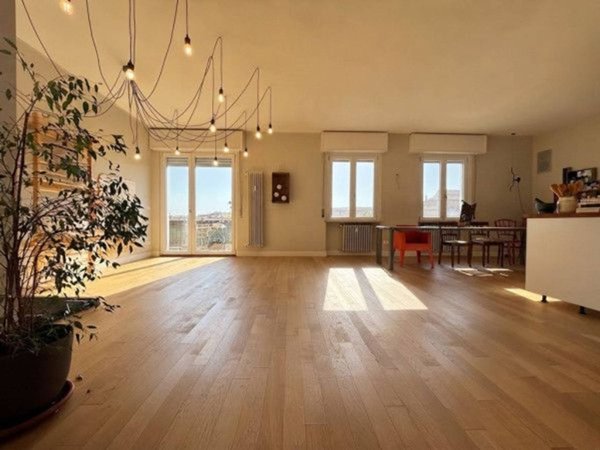 appartamento in vendita a Parma in zona Oltretorrente