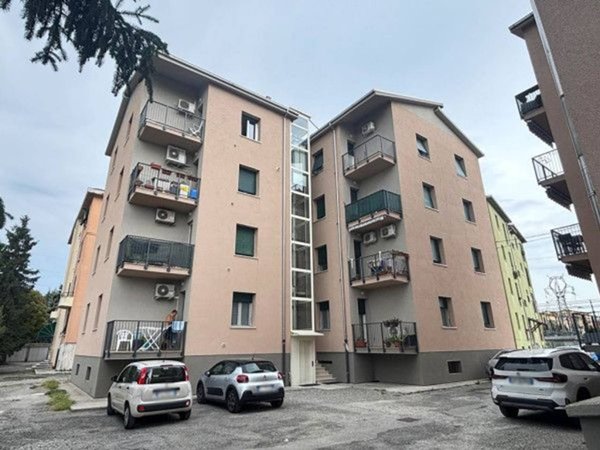 appartamento in vendita a Parma in zona San Martino / Paradigna