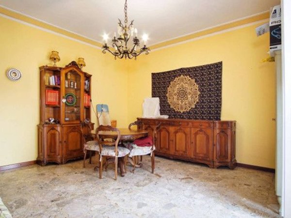 appartamento in vendita a Parma in zona Oltretorrente