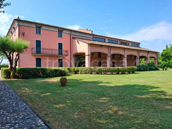 casa indipendente in vendita a Parma in zona Gaione