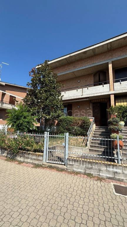 casa indipendente in vendita a Parma in zona Vigatto