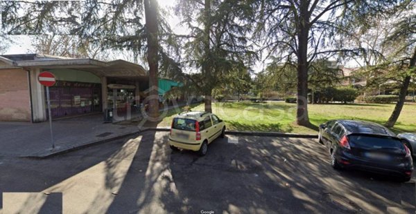 locale commerciale in vendita a Parma in zona San Lazzaro