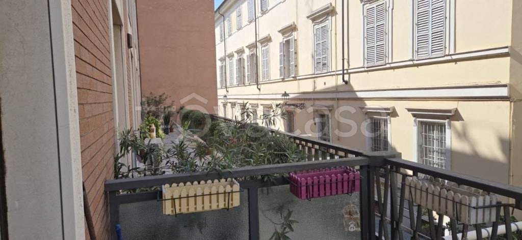 appartamento in vendita a Parma in zona Centro Storico
