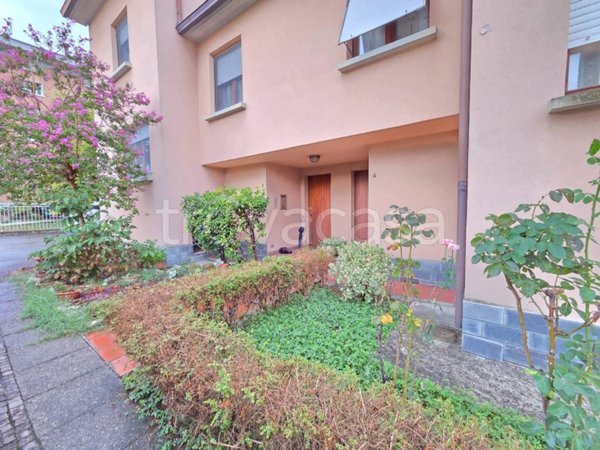casa indipendente in vendita a Parma in zona Montanara