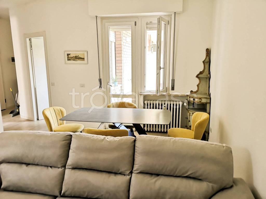 appartamento in vendita a Parma in zona Centro Storico