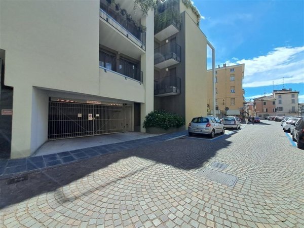 box auto in vendita a Parma in zona Centro Storico
