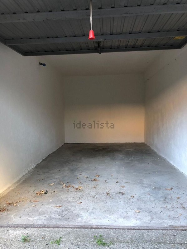 box auto in vendita a Parma in zona Centro Storico